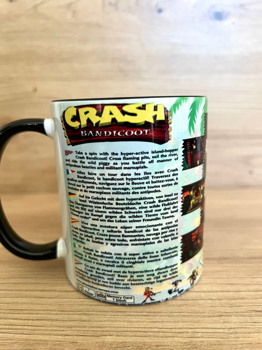 Tazas Crash Bandicoot · Carátula completa