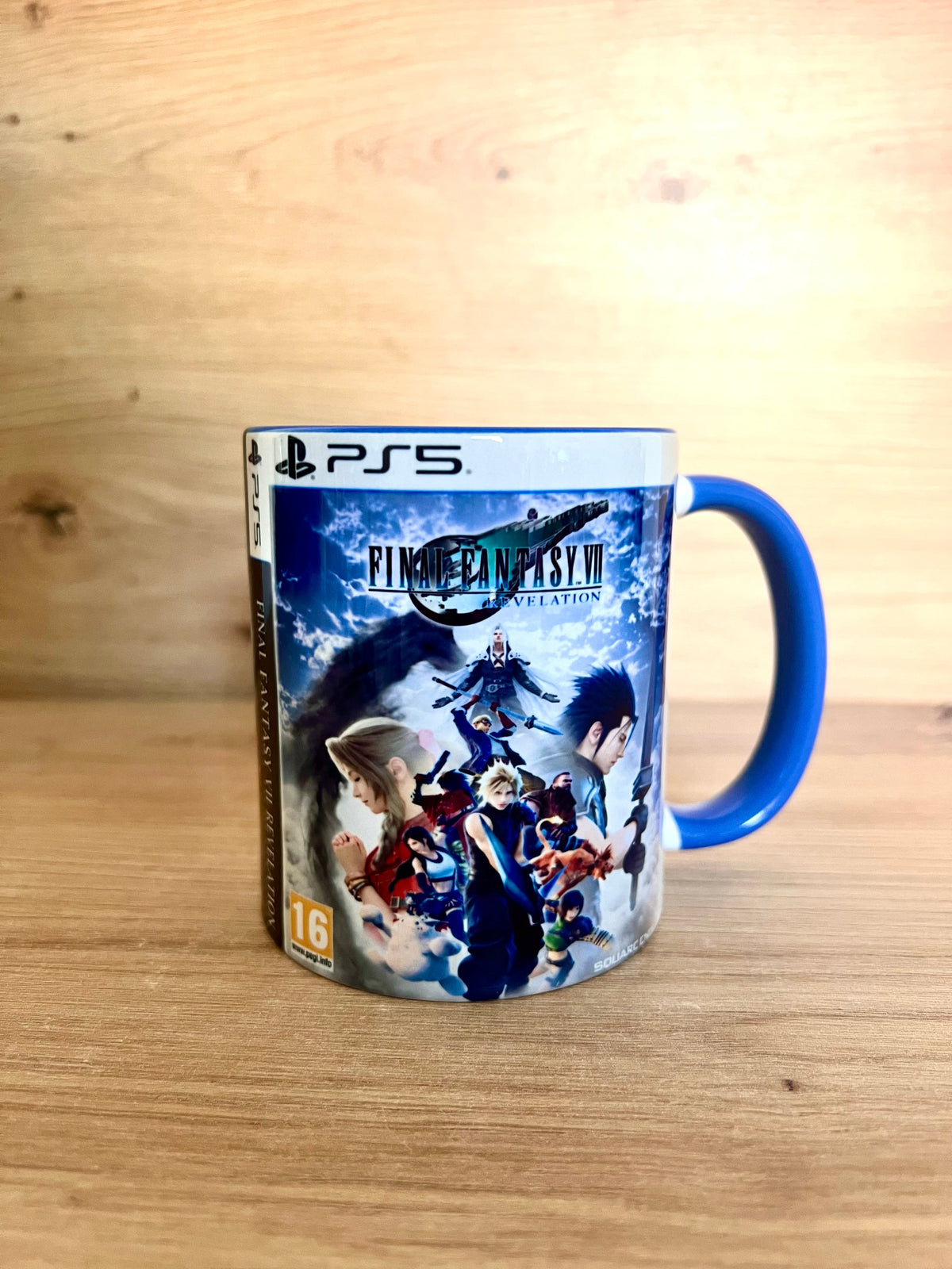 Taza Final Fantasy VII Revelation Ed Especial