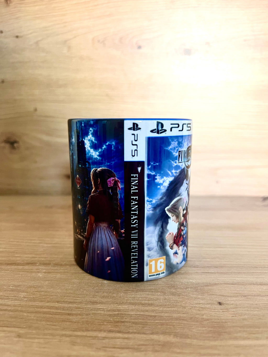 Taza Final Fantasy VII Revelation Ed Especial