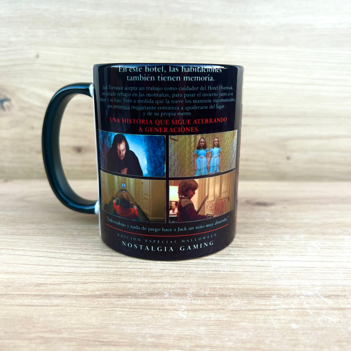Taza El Resplandor, vista trasera