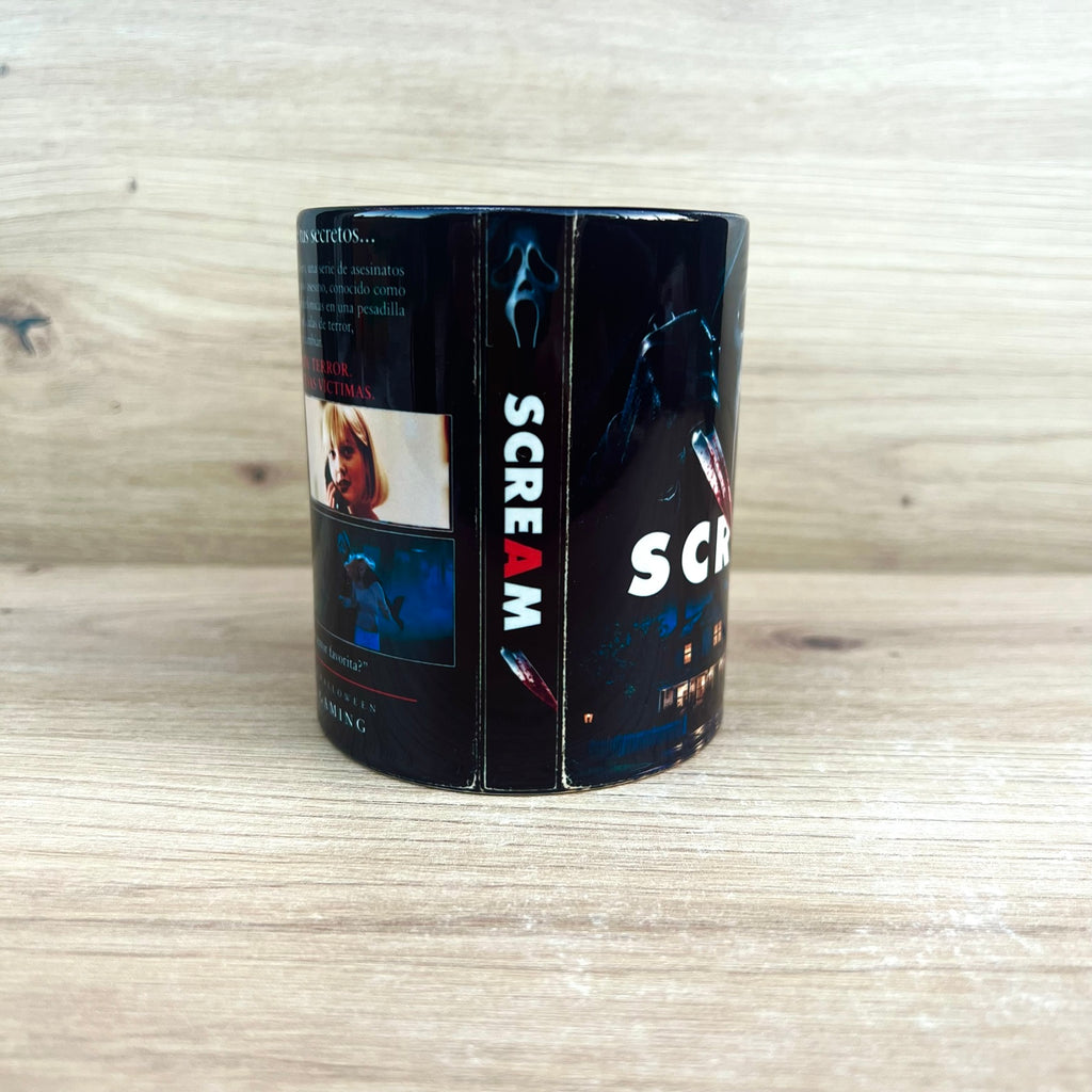Taza Scream, vista lateral
