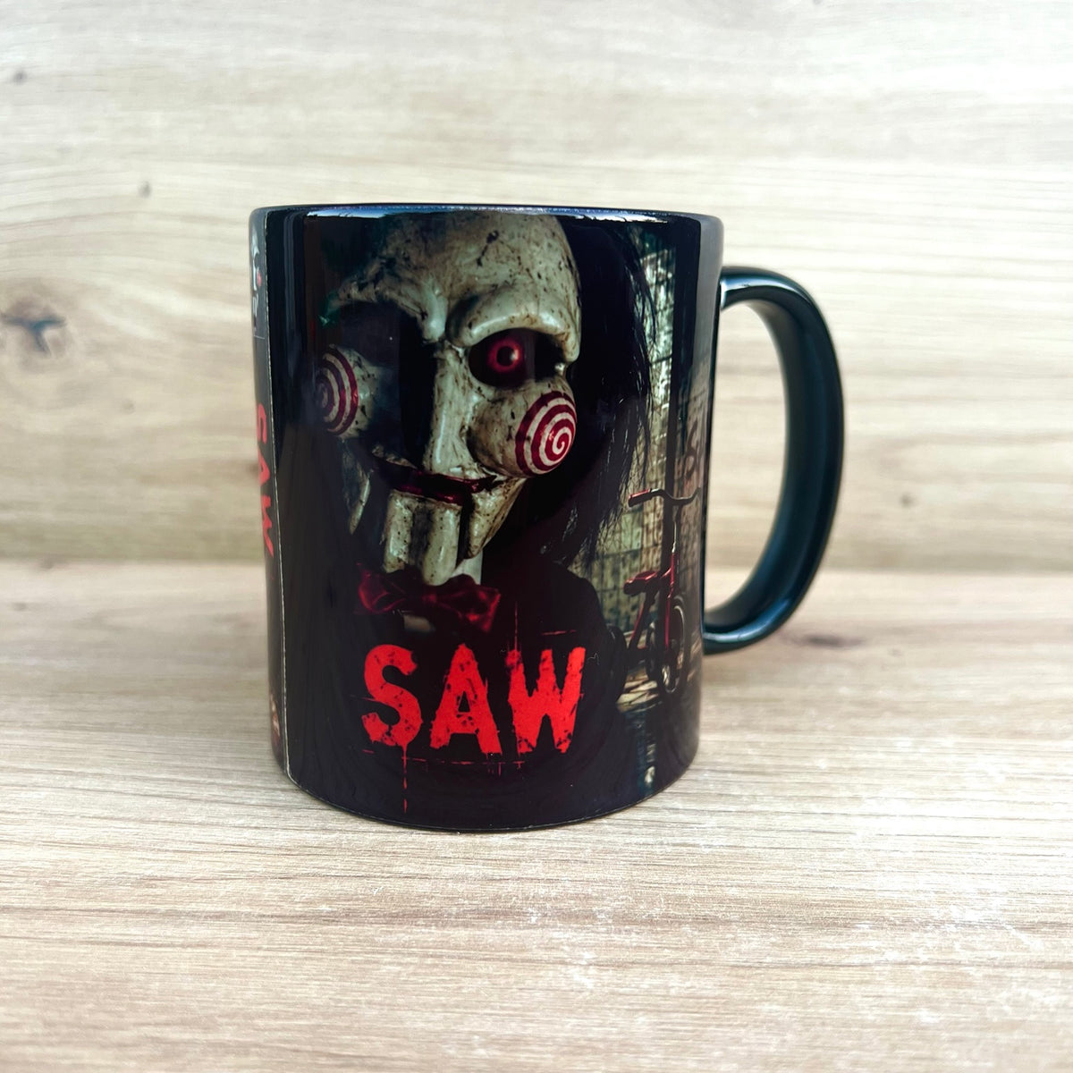 Taza Saw, vista frontal