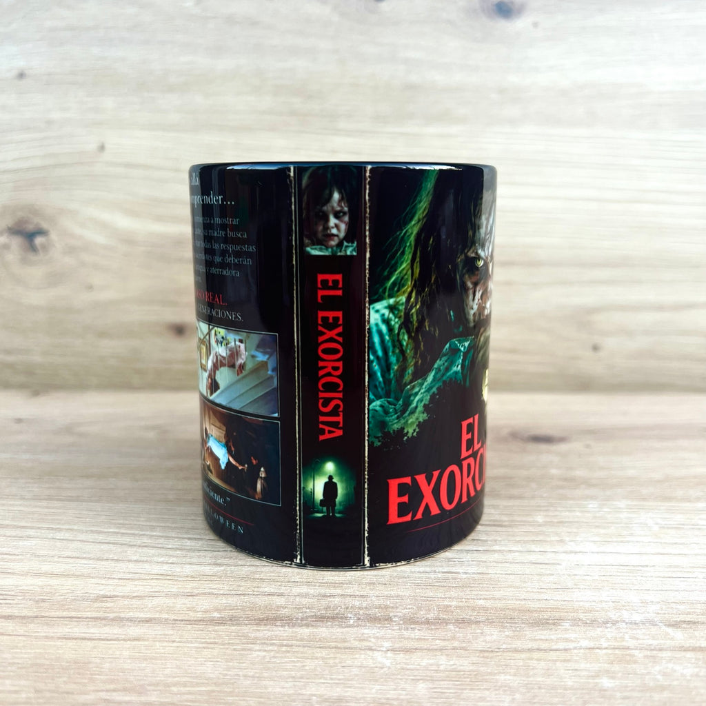 Taza El Exorcista, vista lateral